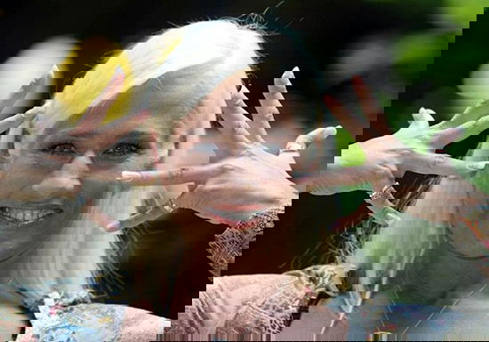 Heather Parisi: ‘Basta una calunnia per macchiare anni di carriera’ e il no ad Amici e Forte forte forte preview