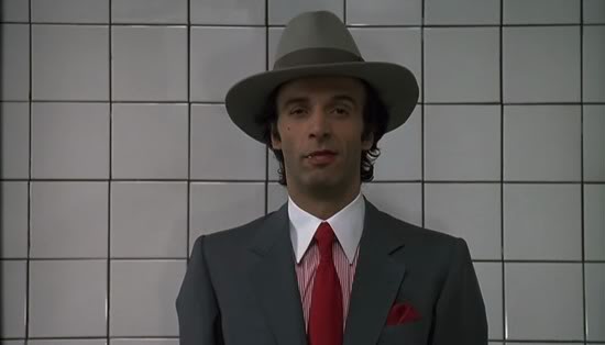 Ascolti Tv, 22 dicembre 2014: Johnny Stecchino a 3,1 mln; Che Dio ci aiuti 2 a 2,9 mln preview