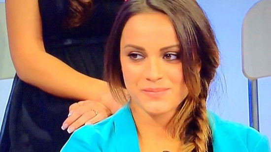 Uomini e Donne anticipazioni: Vincenzo va via, Noemi passa da Jonas ad Andrea, ecco la rivale di Sharon article-post