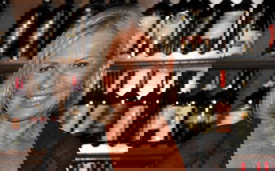 Isola dei Famosi 2015, schede concorrenti: Catherine Spaak preview