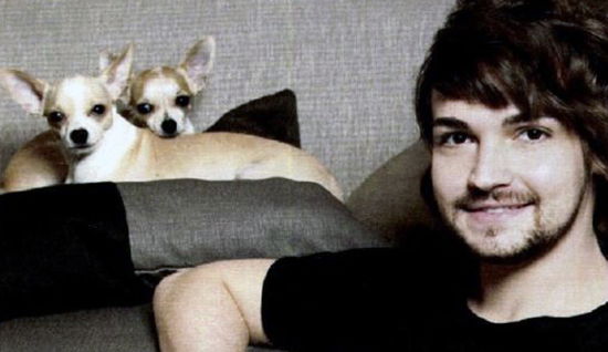 Valerio Scanu: ‘Faccio L’isola dei Famosi per autofinanziarmi. Mi corteggiano anche uomini, mai dire mai’ preview