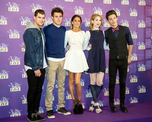 Violetta Live 2015 in Italia: vicino l’addio di Martina Stoessel e degli altri? Anticipazioni e rumors preview