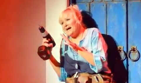 Forte forte forte, il talent show delle polemiche; Chiara Noschese ad un’attrice: ‘Sei triste, dimagrisci, vai in palestra!’ preview