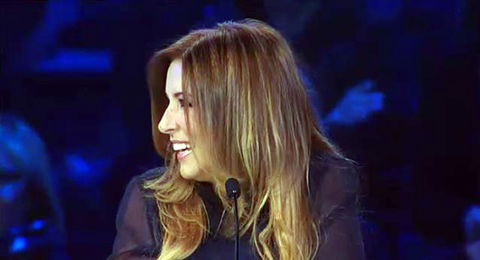 Notti sul ghiaccio e l’incoerenza di Selvaggia Lucarelli: ‘I flop esistono per chi vive di TV, io mi diverto un sacco!’ preview