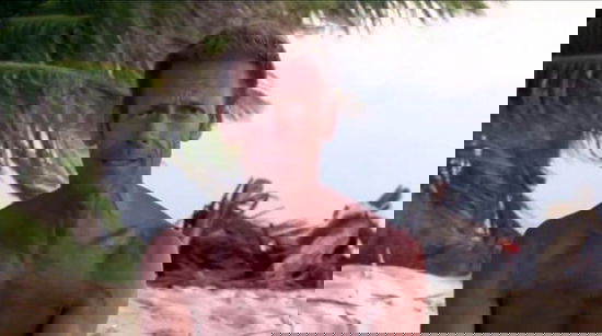 Isola dei Famosi 2015: Rocco Siffredi ‘desnudo’, Cecilia Rodriguez flirta con Andrea Montovoli? preview