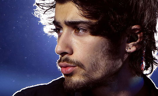 Zayn Malik lascia gli One Direction per stress? Ecco il suo primo singolo da solista e la rabbia dei fan preview