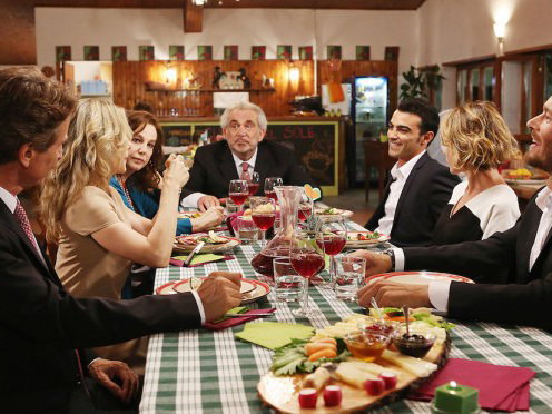 Ascolti Tv, 12 aprile 2015: Una grande famiglia 3 a 4,4 mln; Il Segreto a 4,3 mln preview