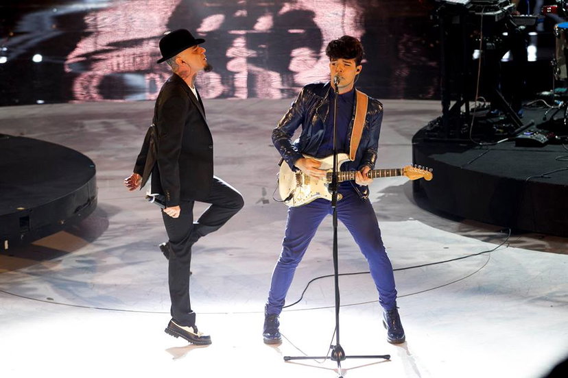 Ascolti Tv, 16 maggio 2015: Serale Amici 2015 a 4,7 mln; Senza Parole a 3,2 mln preview