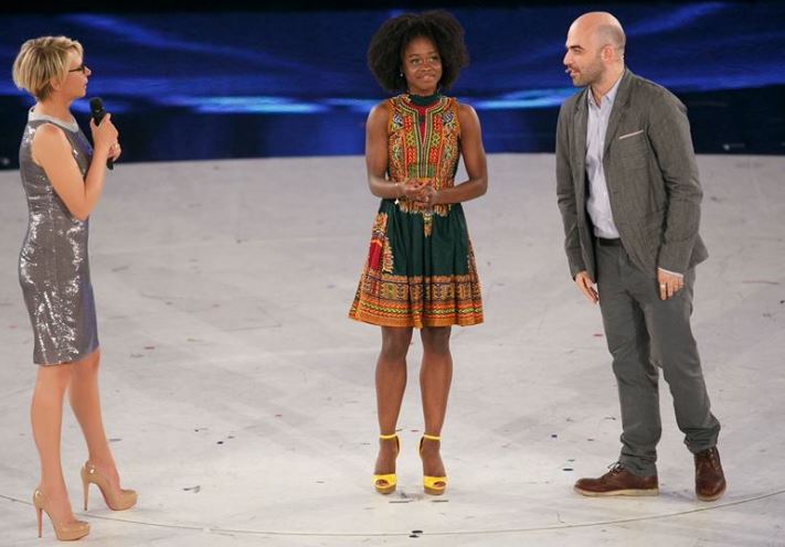 Ascolti Tv, 30 maggio: Amici 2015 a 4,9 mln; Senza Parole chiude a 2,7 mln preview