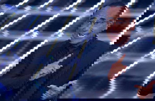 Ascolti Tv, 25 maggio: Premio Tv 2015 a 4,6 mln; Squadra Mobile a 3,7 mln preview