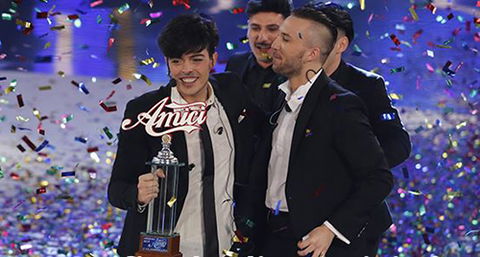 Amici 14: Stash sogna 3mila concerti, boom di ascolti e tweet, Maria De Filippi dice no a Sanremo al posto loro preview