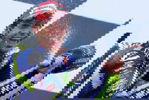 MotoGP Gran Bretagna 2015: ascolti record su Cielo per la vittoria di Valentino Rossi preview