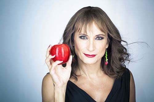 L’Isola di Adamo ed Eva – Alle origini dell’amore, anticipazioni 7 ottobre con Vladimir Luxuria su Deejay Tv preview