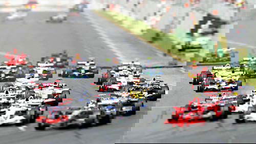 Formula 1, GP Abu Dhabi 2015: ultima gara in diretta tv Sky e Rai, orari e info streaming article-post