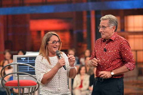 Avanti un altro: Olimpia, la concorrente della risata strana torna come valletta prima del cinema preview