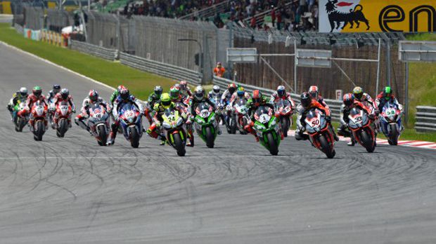 GP del Qatar, Superbike 2015 in diretta tv e streaming: gara 18 ottobre, orari e replica preview