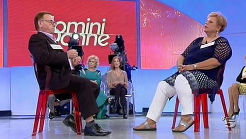 Anticipazioni Uomini e Donne: oggi 2 ottobre 2015 in onda il trono over, replica streaming preview