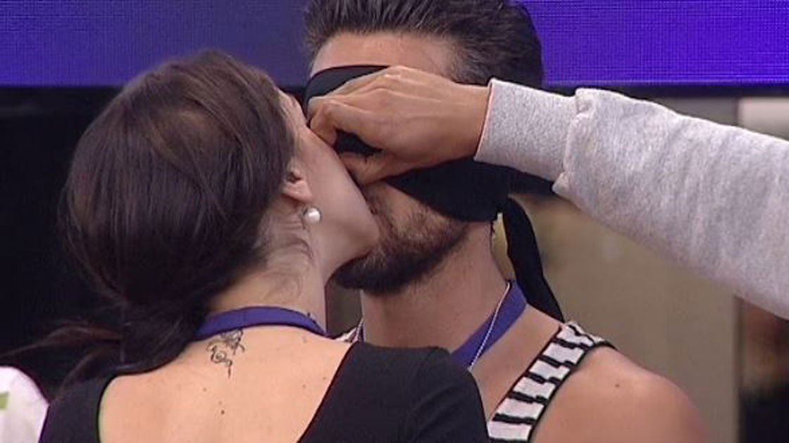 Gossip Grande Fratello 2015: Kevin e Jessica hanno ‘consumato’, Livio latin lover Alessandro no, Andrea Cocco in Casa article-post