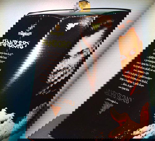 Valerio Scanu sul Pandoro limited edition targato Melegatti: la reazione del web preview