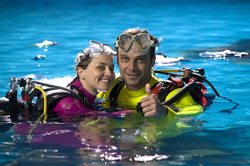 Programmi Tv, stasera 13 dicembre: Maschi contro Femmine, Report, Il Segreto preview