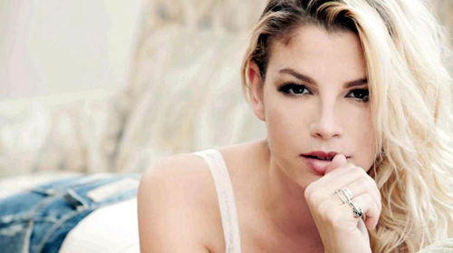 Emma Marrone: ‘Il disco è meno urlato, ma c’è tutta la mia forza. Amici? Ancora presto per ufficializzarlo’ preview