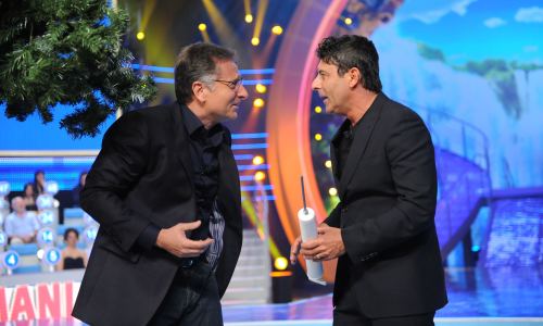 Bufera su Ciao Darwin: casting per omofobi e razzisti, ecco cosa è successo e le reazioni article-post