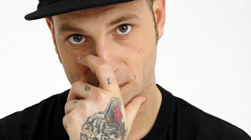 SANREMO 2016: Clementino con la canzone ‘Quando sono lontano’ – TESTO e COVER preview