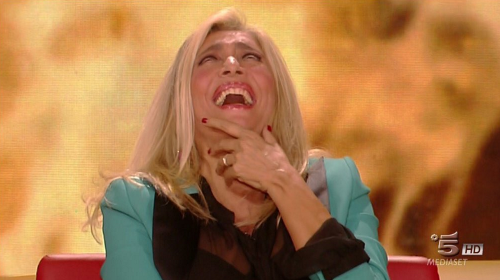 Isola dei Famosi 2016: Simona Ventura strega cattiva, Berami-Henger quando inizieranno a pomiciare? article-post