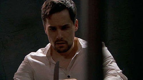 Una vita, anticipazioni dal 9 al 14 maggio 2016: German rimane in carcere, picchiato dalle guardie corrotte preview