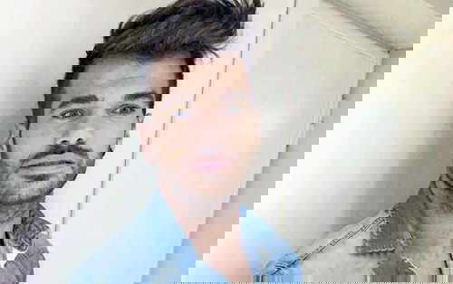 Anticipazioni Uomini e Donne, trono classico e gay: Maria De Filippi balla con Claudio Sona, Andrea e Giulia in studio preview