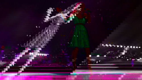 Laura Pausini, Simili San Siro 2016: #igrandiconcerti di Canale 5, stasera 6 settembre, info streaming preview