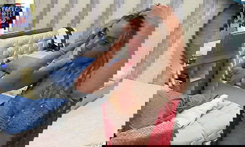 Grande Fratello Vip, le news: prime docce per Mariana Rodriguez e Pamela Prati, bagno da vera diva per Valeria Marini preview