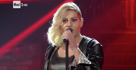 Tale e Quale Show: vince Silvia Mezzanotte, ma trionfa Enrico Papi con l’imitazione di Emma Marrone – VIDEO preview