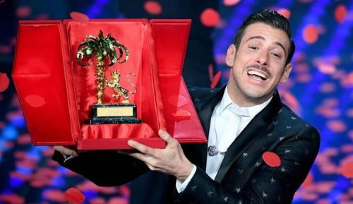 Festival di Sanremo 2017: vince Francesco Gabbani, seconda Fiorella Mannoia, terzo Ermal Meta. Tutti i premi e classifica preview