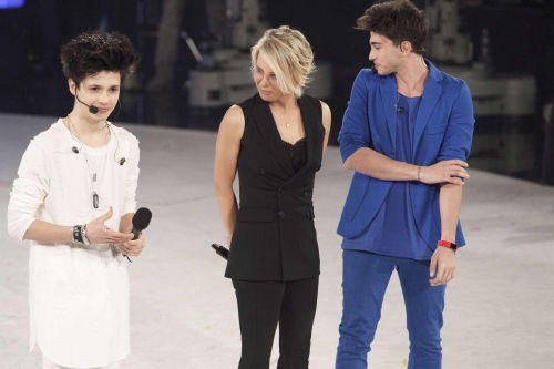 Amici 16 serale 2017, anticipazioni 25 marzo: ospiti in studio, quinto giudice e allievi in gara preview
