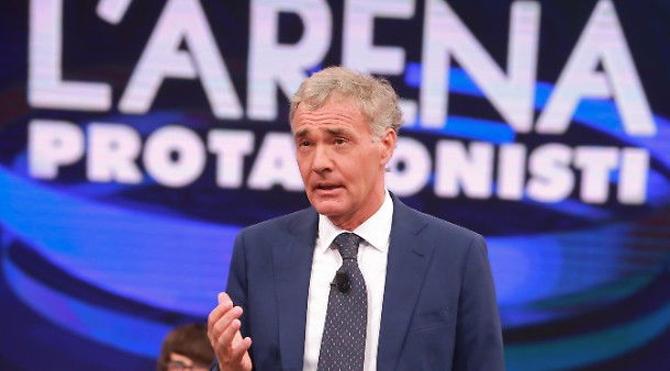 Massimo Giletti lascia la Rai dopo la chiusura de L’Arena: il giornalista sbarca a Mediaset o La7? article-post