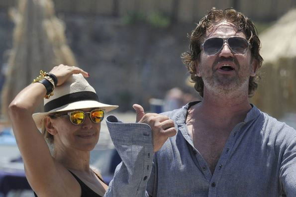 Gossip News: Barbara d’Urso e Gerard Butler inseparabili, il nuovo amore della conduttrice è lui? article-post