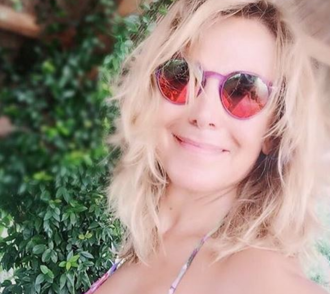 Barbara d’Urso, dietro le quinte del promo di Domenica Live: intanto piovono critiche – VIDEO article-post