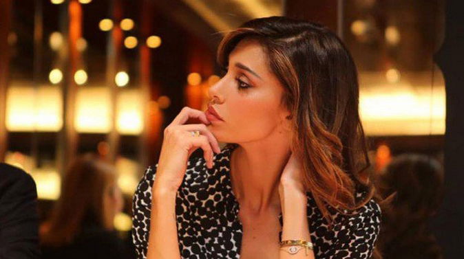 Belen Rodriguez, fuma in aereo: “Ho pensato ad un rapimento”, il racconto dell’argentina preview