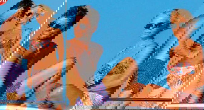 Gossip, Filippo Bisciglia dopo Temptation Island si rilassa con Maria De Filippi e la fidanzata preview