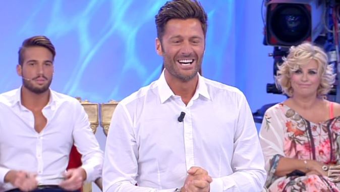 Uomini e Donne, riassunto prima puntata Trono Classico 18 settembre: i nuovi tronisti, Francesco e Selvaggia in studio article-post
