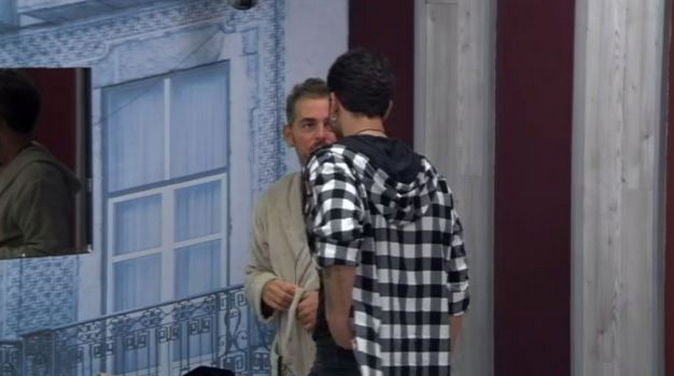 Grande Fratello Vip 2017, Jeremias chiede scusa a Daniele: “Non sei un bastardo!”, le news article-post