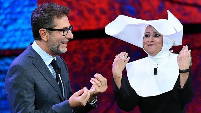 Che tempo che fa, le recensioni dei critici TV: “Luciana Littizzetto patetica, Fabio Fazio delude” article-post