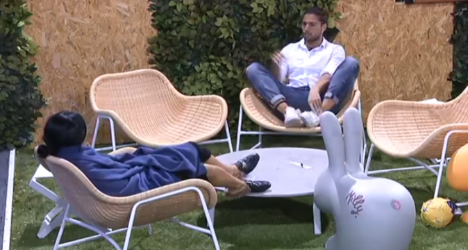 Grande Fratello Vip, shock: Giulia De Lellis e Luca Onestini dovevano avere una “storia” per business? preview