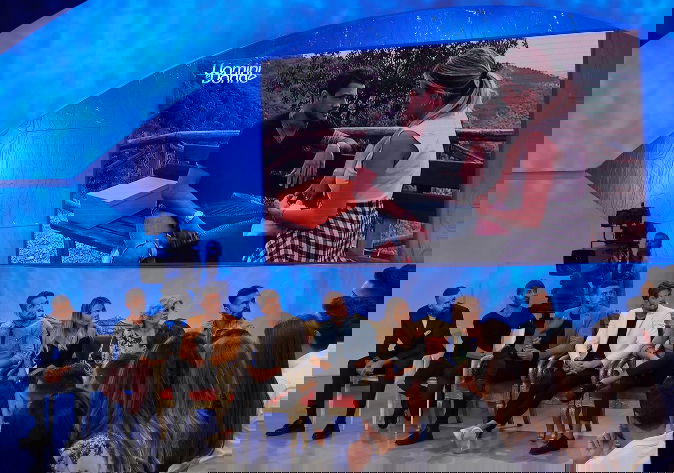 Uomini e Donne, anticipazioni: Vittoria piange, Paolo perdona Angela e Nilufar e Claudio lasciano lo studio preview