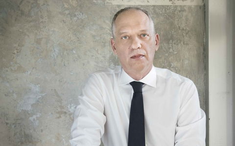 La Confessione, puntata 17 novembre sul Nove: Vittorio Sgarbi e Alba Parietti, info streaming preview