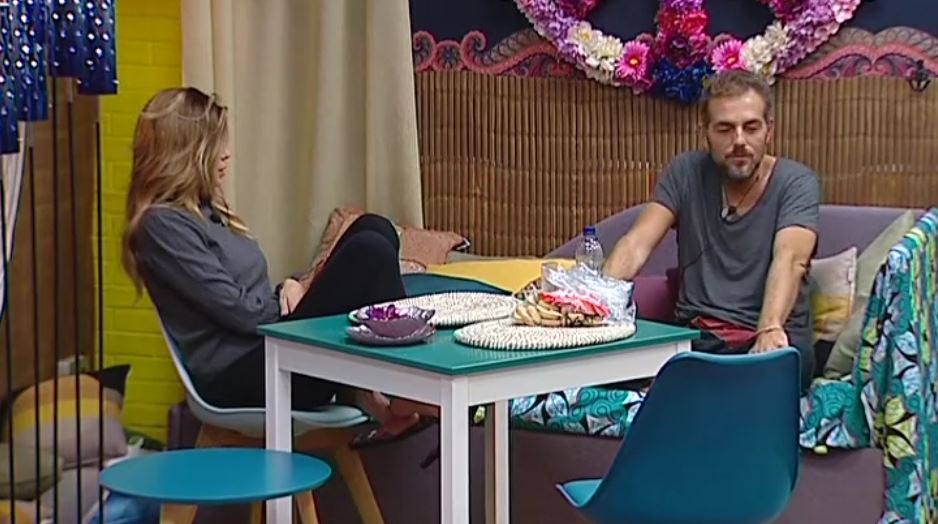 Aida e Daniele, GF Vip 2: Bossari racconta la sua depressione e parla della figlia Stella (Video) article-post