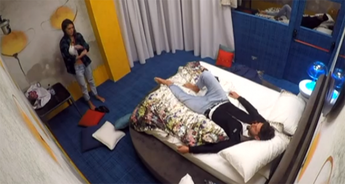 Cecilia e Ignazio, shock al GF Vip 2: rapporto orale nell’armadio a luci accese, web in rivolta (Video) article-post