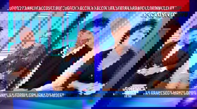 Corinne Clery fa pace con Serena Grandi ma litiga con Karina Cascella: ‘Pazza isterica, gallina!’ (Video) preview