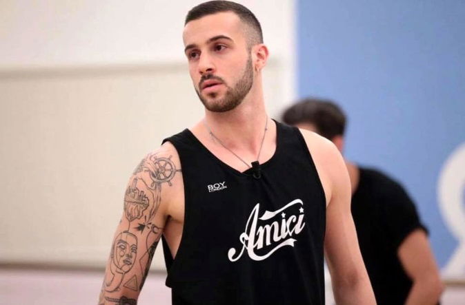 Gossip Tv: Andreas Muller via da Amici, Lele Mora convive con l’ex tronista Alessio Lo Passo preview